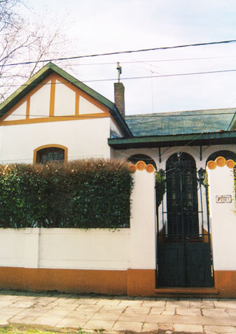 33 - Antigua casa de los Paredi